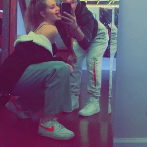 Meet your Posher, Kendall